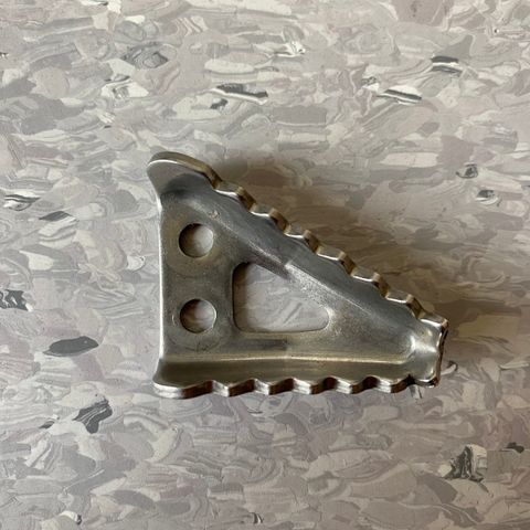 Step plate foot brake level til Husqvarna 701 og KTM 690