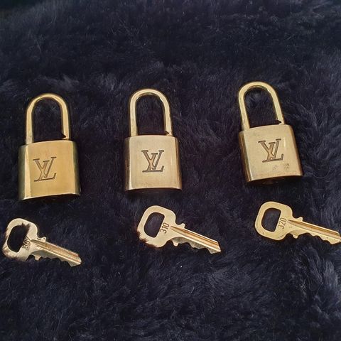 Louis vuitton padlock keylock/Key Free Shipping
