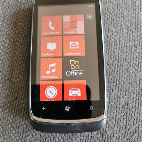 Billig Nokia Lumia 610