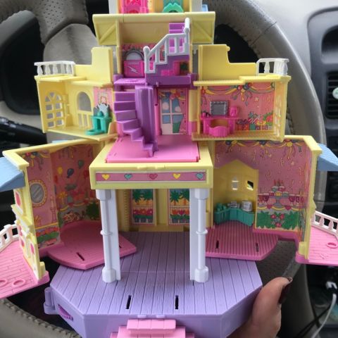 Polly pocket , vintage , bluebird . Yellow house