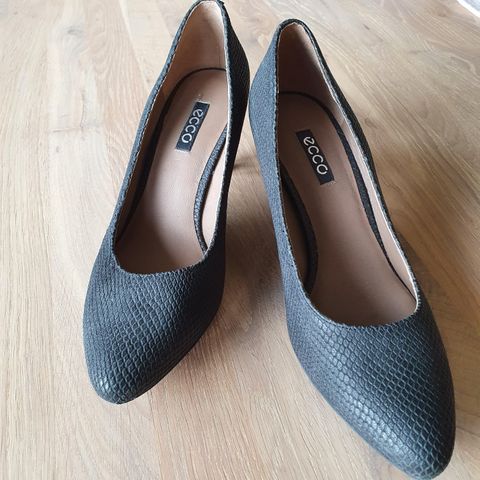 Ecco pumps som ny