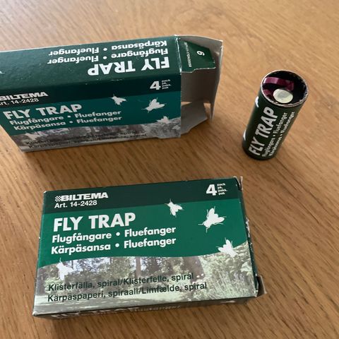 2 pk med totalt 7stk FLY TRAP fra Biltema