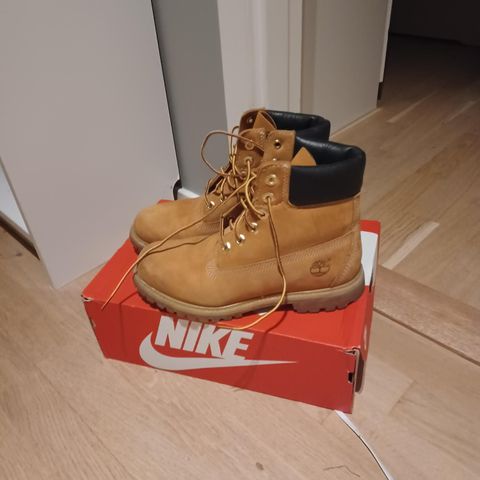 Timberland str 8.5 til dame