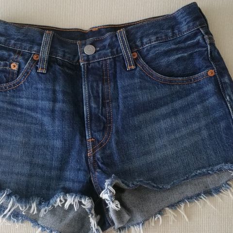 LEVI's 501,  shorts, nypris ca 800, selges for kr 250