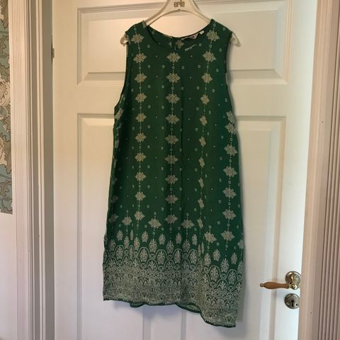 Garderobesalg - Grønn Indiska kjole, strl L