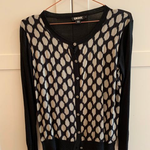 cardigan m/silke fra DKNY i str. S