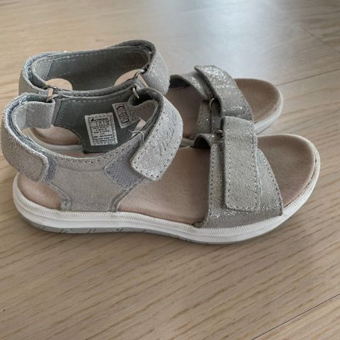 Viking sølv/grå sandaler str 30