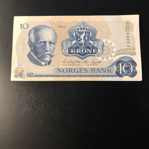 10 kr seddel 1982 serie CÅ (319 Q)