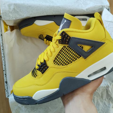 Jordan 4 Lightning Strl (41)