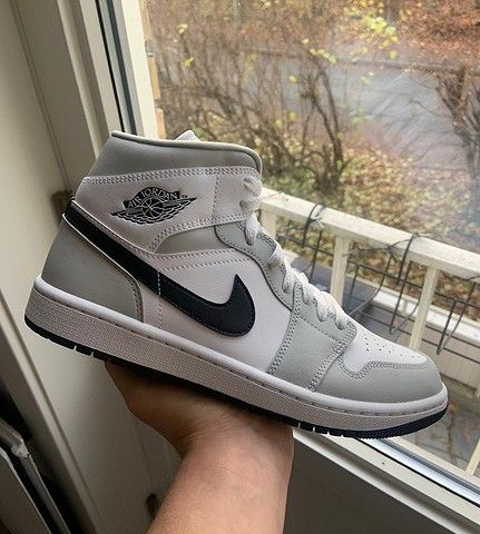 Nike Air Jordan 1 Grey