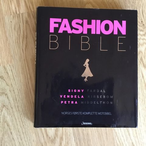 Fashion bible. Norges første komplette motebibel