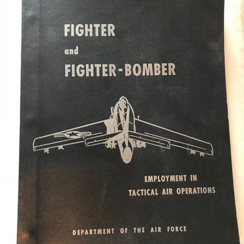 Fighter and Fighter-Bomber AF Manual 51-44 -USAF  juli 1953