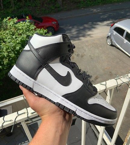 Nike Dunk High Panda