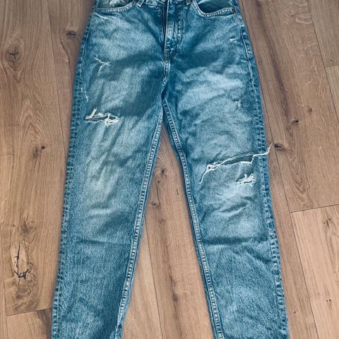 Zara jeans str 36