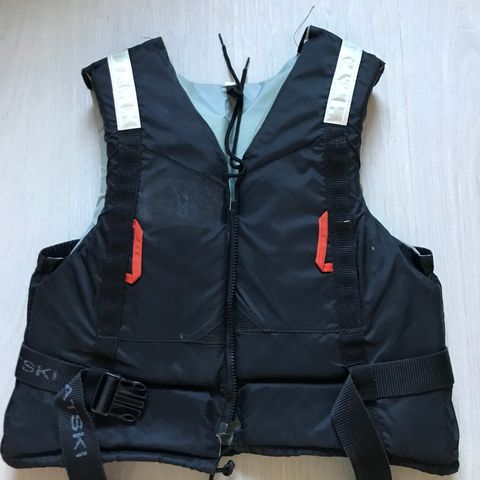 Watski regatta vest