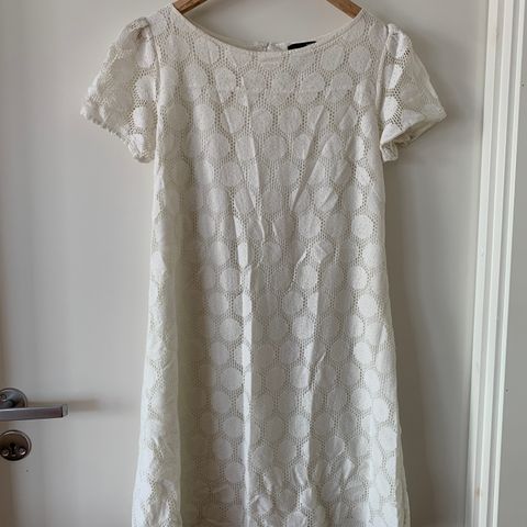 H&M hvit kjole/sommerkjole str 40