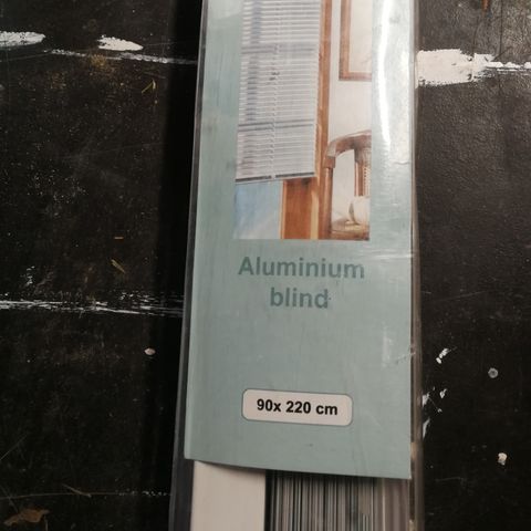 Ny persienne Aluminium 90 x 220 cm hvit i org. esken