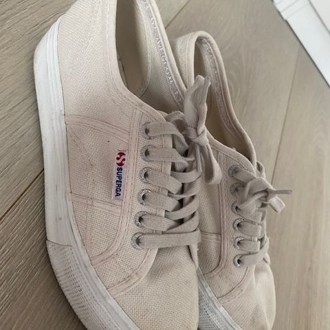 Superga str 39