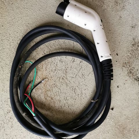 Lade kontakt med kabel Type 1