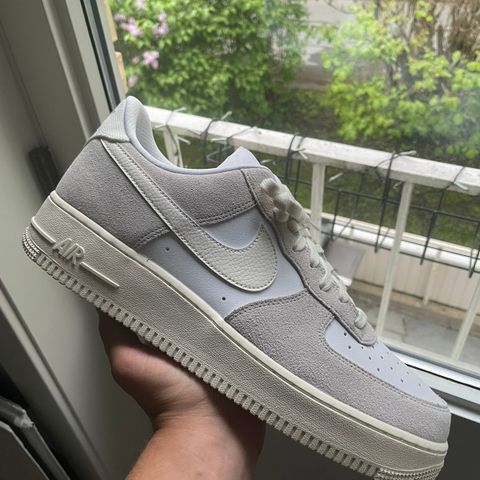 Nike Air Force 1 Low Platinum Tint