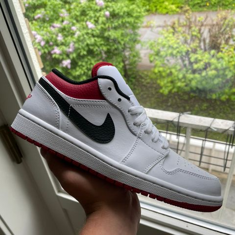 Nike Air Jordan 1 Low Red/White