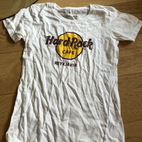 Hard rock t shirt , xs