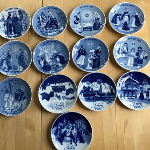 13 Juleplatter fra Porsgrund Porselen - 1969 - 1981