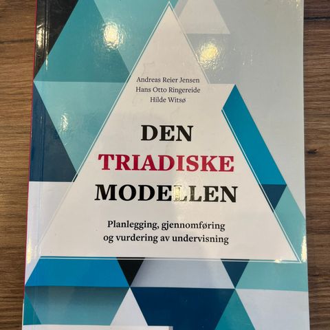 Den triadiske modellen