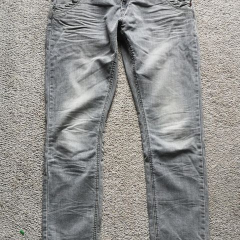 Jeans 29/32, grå