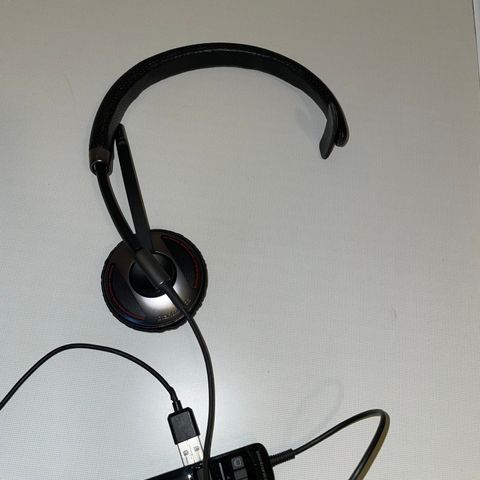 Plantronics Poly  C710 - usb headsett