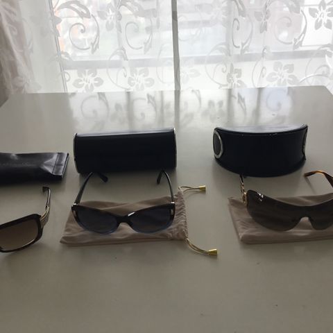 bvlgari solbriller 2500kr med pynt 5000kr