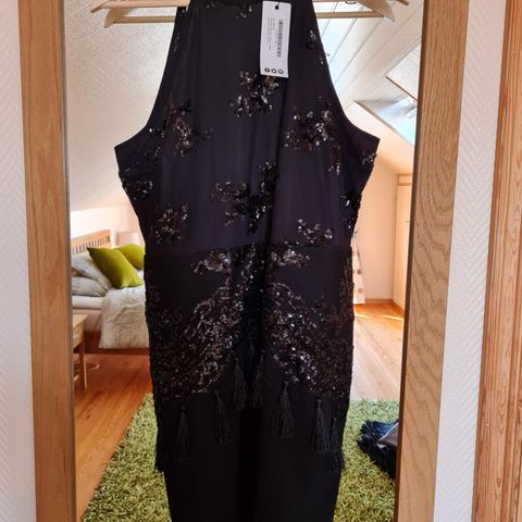 Black Sequin dress by Boohoo str uk18 (eu46)