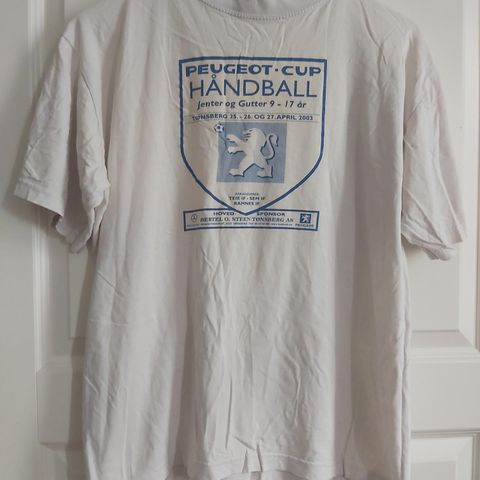 Retro Vintage Herre T-skjorte. Håndball. Cup 2003.