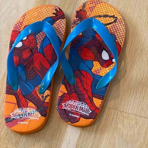 Spiderman-slippers, flipflop str 32