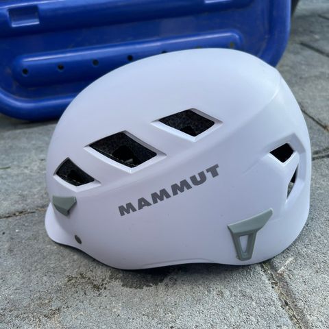 2 stk hjelmer fra Mammut/ El Cap 400 per stk, Helt nye!