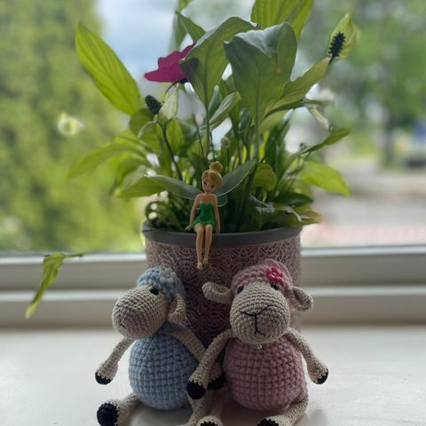 Alle trenger et kosedyr Marshmellow-sau Amigurumi