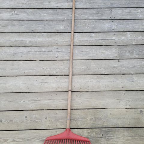 FISKARS CLASSIC RAKE REDSKAP HAGE HUS