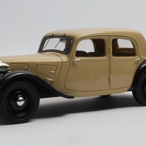 Citroen Traction Avant 7CV 1935 modell Cult Scale Models skala 1:18