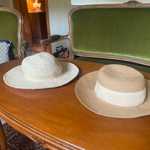 2 solhatter, one size