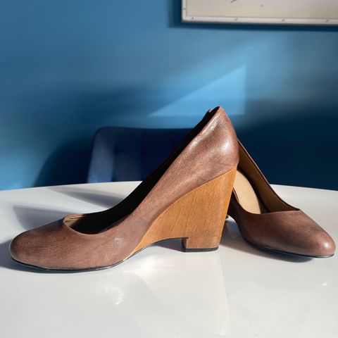 Brune pumps wedges / kilehæl brun Str 38