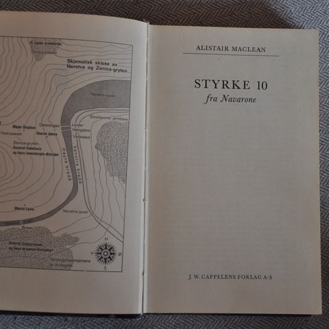 Styrke 10 fra Navarone. Alistair Maclean. Innb. Sendes (M)