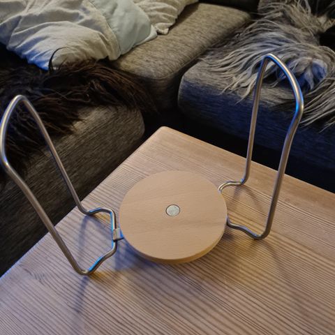 1 IKEA Variera tallerkenstativ i bambus