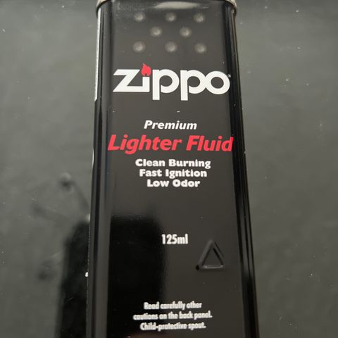 Zippo lighter fluid benzin