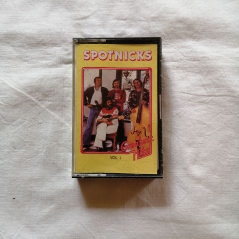 Spotnicks Vol. 1 Greatest Hitz.