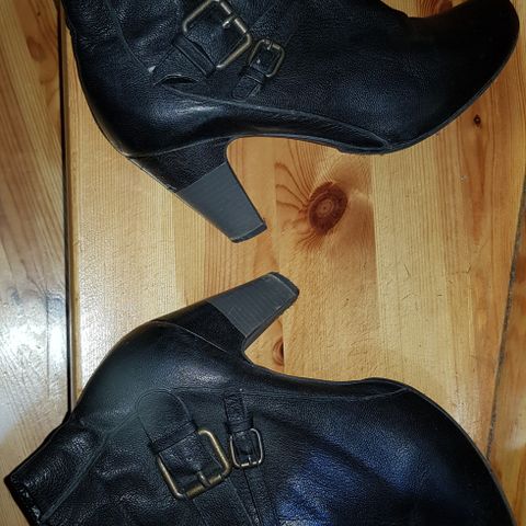 CLARKS shoes sko size 7 real leather black ekte lær skinn