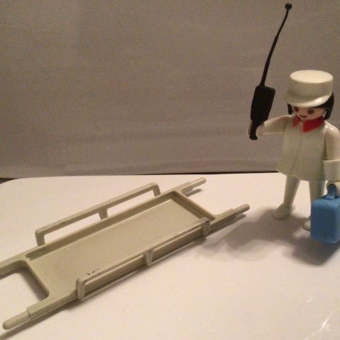 Playmobil doktor fra 1976