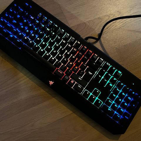 Razer Blackwidow Chroma gamingtastatur