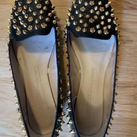 Ballerinasko med studs fra Zara str. 37