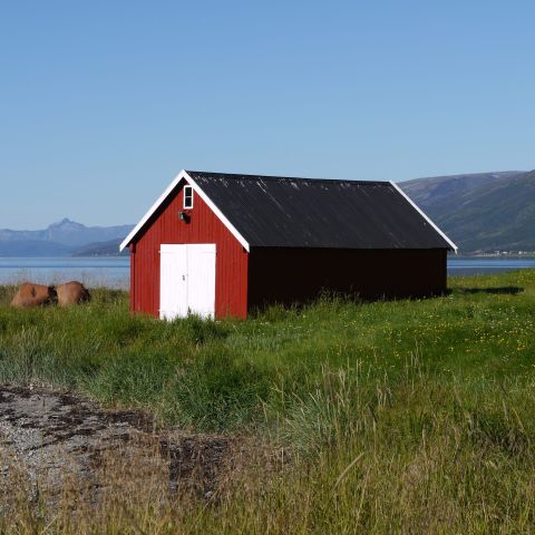 Naust / sjøbod ønskes kjøpt.