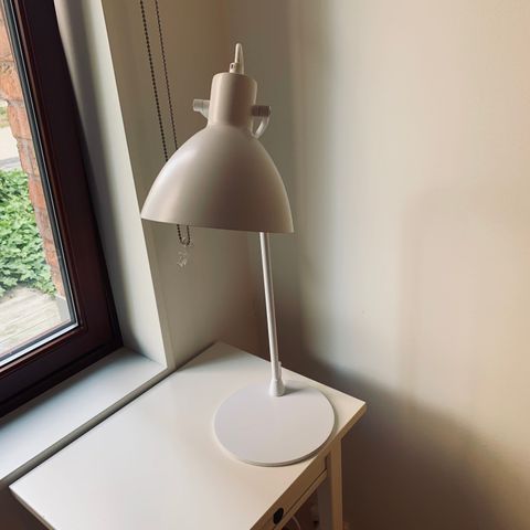 Skrivebord, nattbords lampe